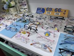 -美空眼镜·星趣控·新乐学·控优点合作店(周浦万达店)