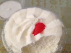 掼奶油-红宝石·鲜奶小方·海派西点房(金杨店)
