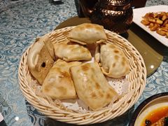 -巴扎美食·新疆菜·西域歌舞表演餐厅(新疆大厦店)