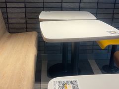 -麦当劳(桃仙机场到达层店)