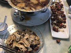 -龙香居海鲜浑锅家常菜·特色驴肉