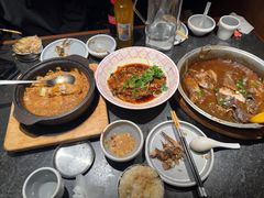 -五谷丰登农家院·地道胶东菜·海鲜烧烤(威海店)