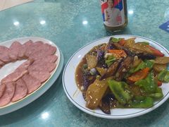 -鹤乡东北菜(崮山路店)