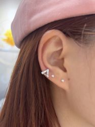-AI艾耳·专业手工耳洞·穿孔美学馆