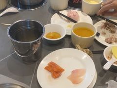 -遇上西雅图多融合海鲜自助餐厅(中房金谊广场店)