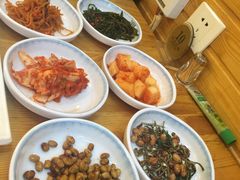 -青瓦餐厅·生鱼片·韩园烤肉(西塔店)