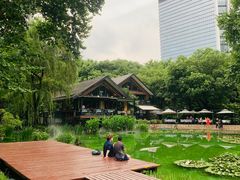 -静安公园(静安寺街道)