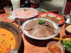 -周小明火锅(黑金冠社区店)