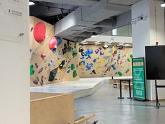 -ROCKPLUS攀岩馆(环宇城店)
