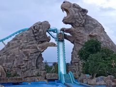 -七彩云南欢乐世界