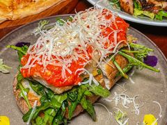 -mordew加州日记西餐&小酒馆(新天地店)