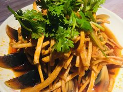 皮蛋撒子-沈记烧烤海鲜(江汉二路店)