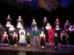 -交通银行前滩31演艺中心