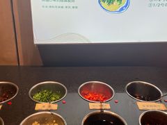 自助调料区-云海肴云南菜·蒸汽石锅鱼(青岛万象城店)