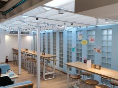 -猫的天空之城概念书店(苏州平江店)
