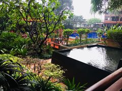 -曼谷湄南河畔华美达广场酒店
