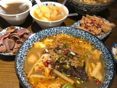 -粉家柳州螺蛳粉(杨宅路店)