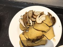 -天宜隆蘑菇宴火锅(石景山旗舰店)