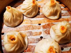 蟹粉小笼包-绿波廊(豫园店)