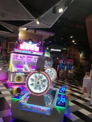 -卡通尼乐园(上海万象城店)