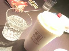-奈雪的茶(湖滨银泰in77C区PRO店)