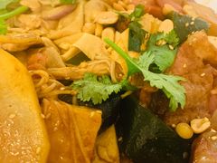 -拿渡·水煮鱼麻辣香锅(王府井奥莱·香江小镇店)