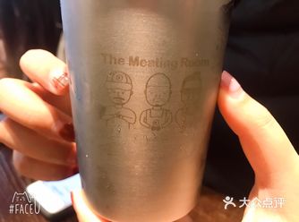 猪肉扒有点柴，尤其第二块吃完，感觉吞了一块三夹板