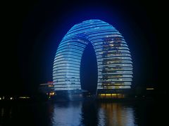 -湖州太湖旅游度假区-月亮广场