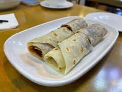 大饼卷肉-台北楚楚园馅饼粥(虹桥南丰城店)