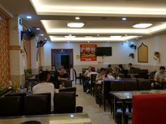 大堂-清真·玛丽亚新疆菜主题餐厅(浙江中路店)