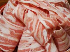-洞庭洲·防空洞火锅·烧烤·铜锅涮肉(新百广场店)