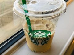 -星巴克(广州南站A18检票口楼上)