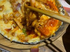 芝士火辣鸡-冰川延边料理·炭烤串(原小木屋店)