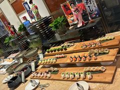 -大中华希尔顿酒店-念自助餐·嗨啤·小龙虾