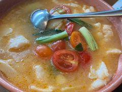 版纳野果酸汤鱼-云海肴·汽锅鸡·云南菜(苏州中心店)