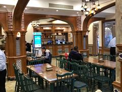 大堂-清真·玛丽亚新疆菜主题餐厅(浙江中路店)