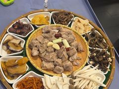 -土连锅·现熬养生汤锅(梁家巷店)