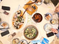 银鱼蒸丝瓜-沙龙酒家