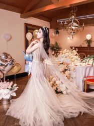 -LA GRACE高端婚纱礼服定制馆