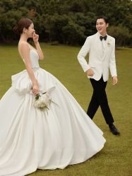 -至臻微拉婚纱摄影