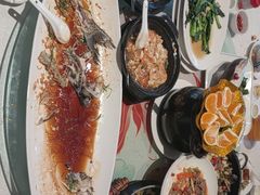-年辉渔村·非遗传承餐厅(新丰江店)