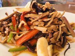 -小厨子私房菜·云南美食店