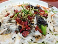 鲁鱼六吃-老方桌小馆