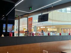 -呷哺呷哺(松北万象汇店)