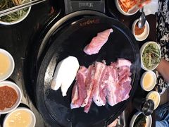 -Dombe豚(黑猪肉街店)