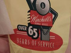 -Winchell's Donuts House
