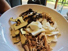 -黔蘑菇四季餐厅(观山湖店)