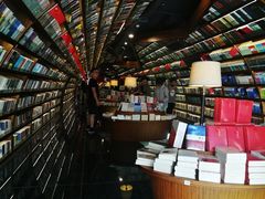-钟书阁(珍园店)