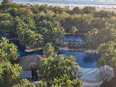 -三亚湾海居铂尔曼度假酒店