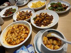 松子牛肉炒年糕-兔爸私家小厨(新北万达店)